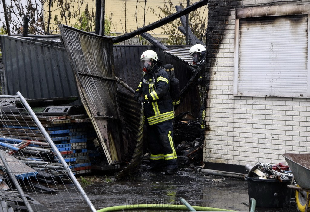 Feuer 4 Bergisch Gladbach Gronau Am Kuhlerbusch P187.JPG - Miklos Laubert